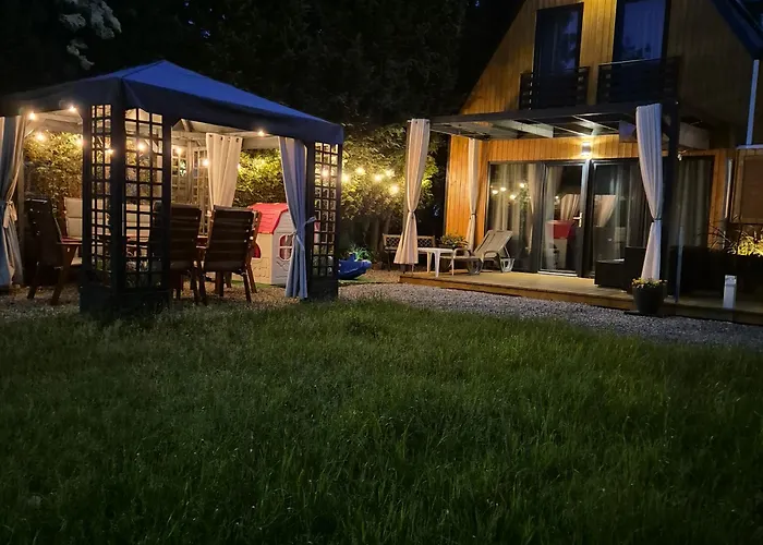 Domki Dwie Fale w centrum, blisko plaży