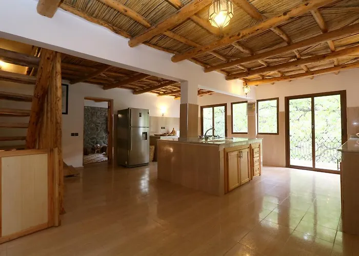 Hiba Lodge